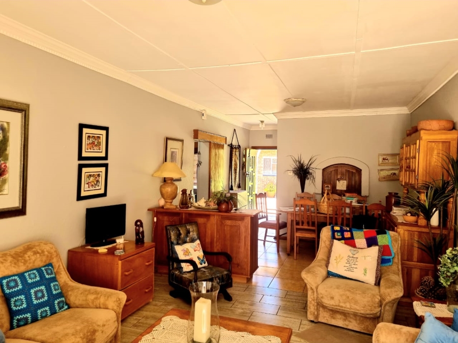 2 Bedroom Property for Sale in Belgravia Northern Cape